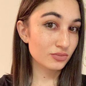 Meet your Posher, Maya